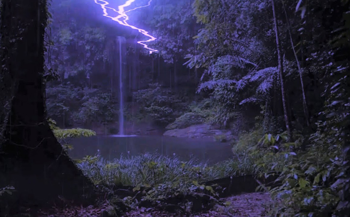 It was a new thunder
