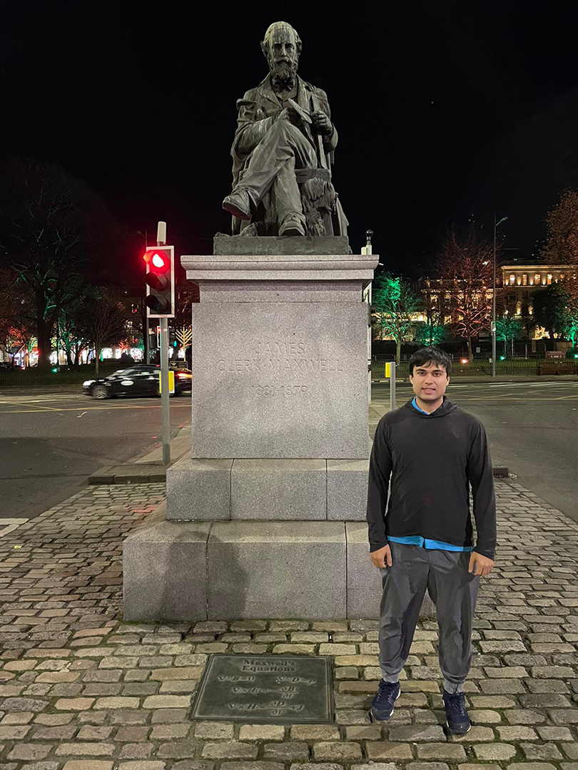 Apropos of Maxwell’s Statue at&nbsp;Edinburg